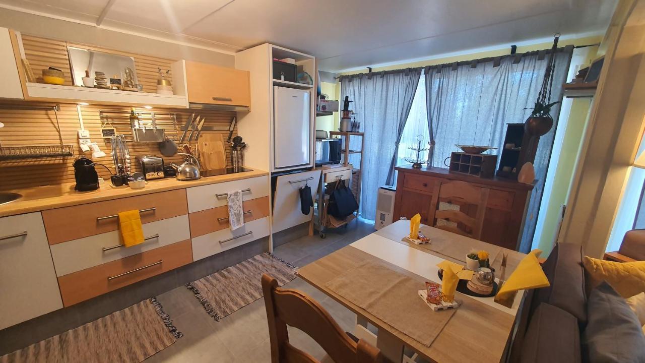 Ravissant Studio Neuf, Entierement Equipe, Fonctionnel De 40 M2 Avec Entree Independante Dans La Campagne Campagnes Massonnens Exterior foto